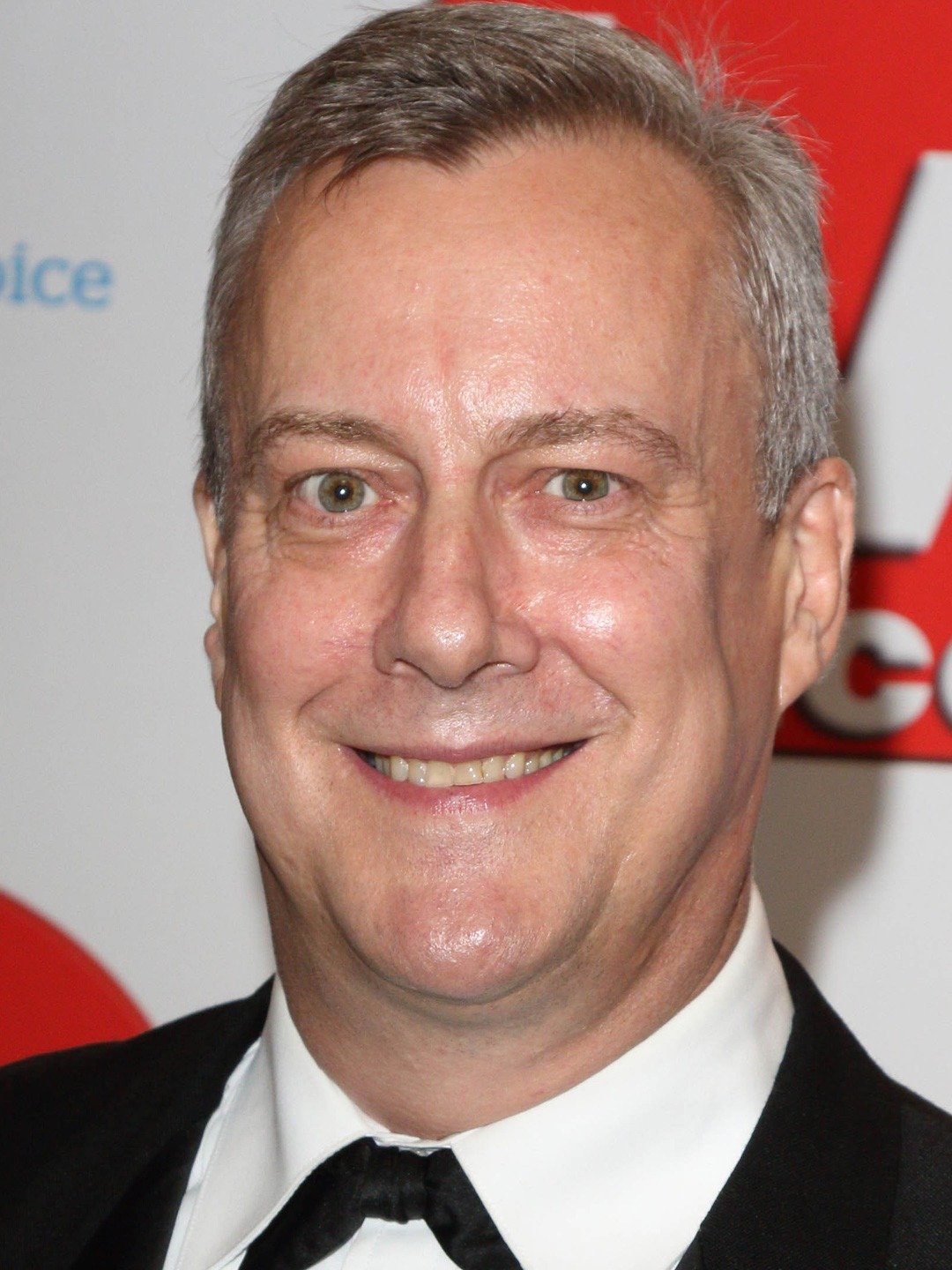 Stephen Tompkinson